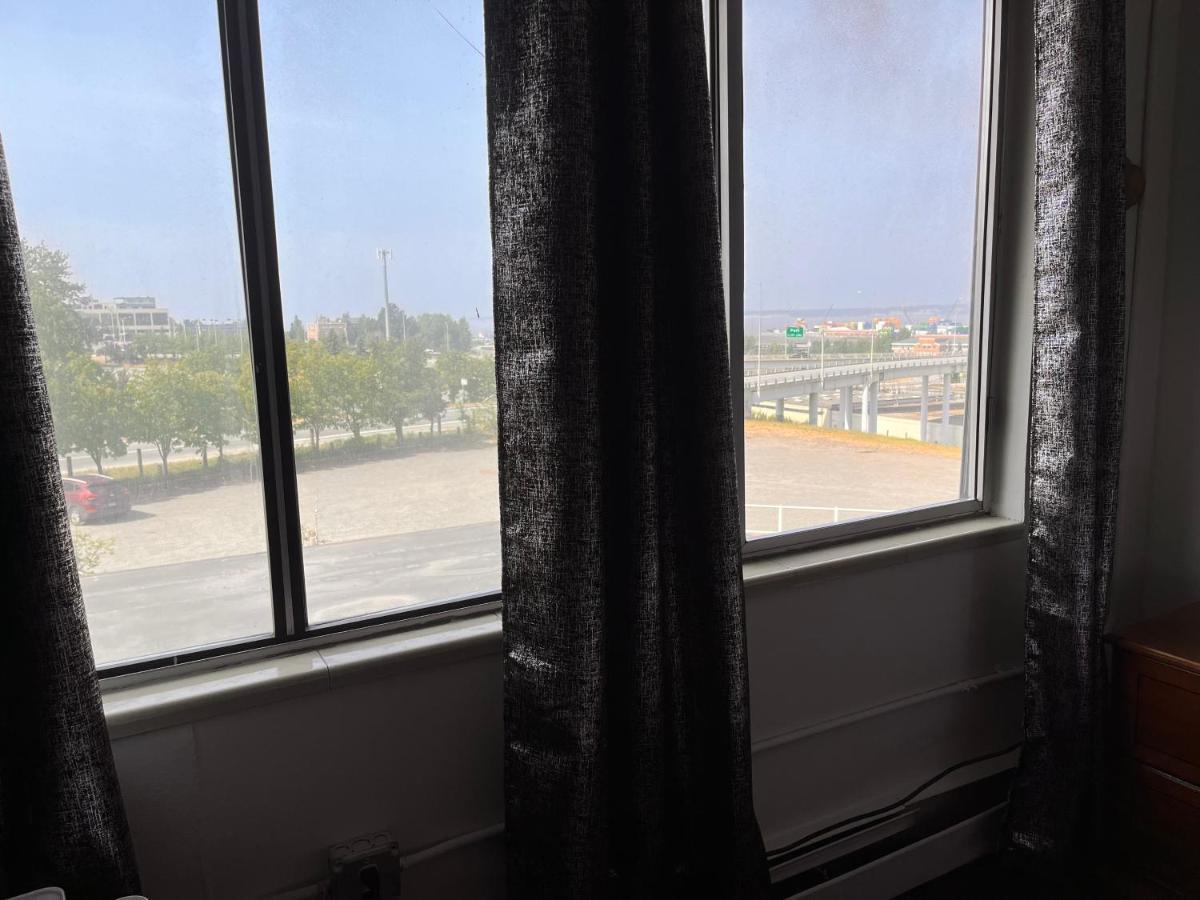 Ramada By Wyndham Anchorage Hotel Екстериор снимка